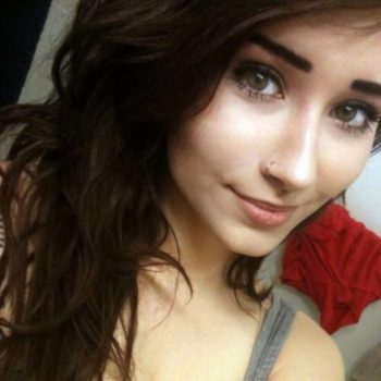 Mikaela - Courtrai - Flandre occidentale | Massage Nue