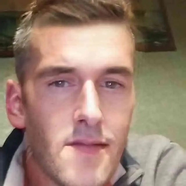 Jay - Libramont-Chevigny - Luxembourg | Massage Nue