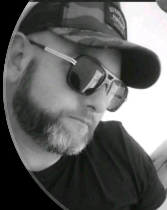 Preston - Courcelles - Hainaut | Massage Nue