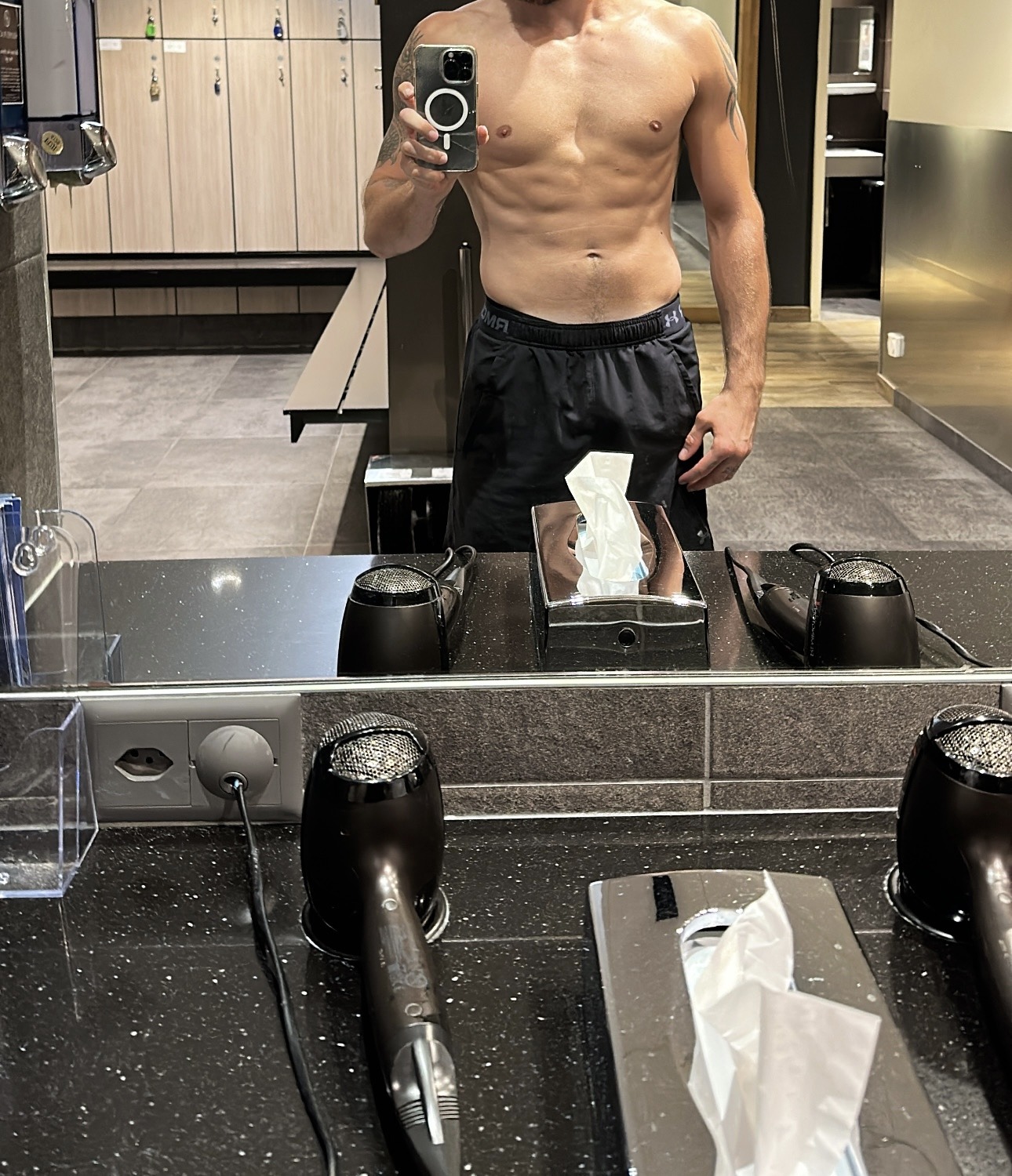 Shams - Antoing - Hainaut | Massage Nue