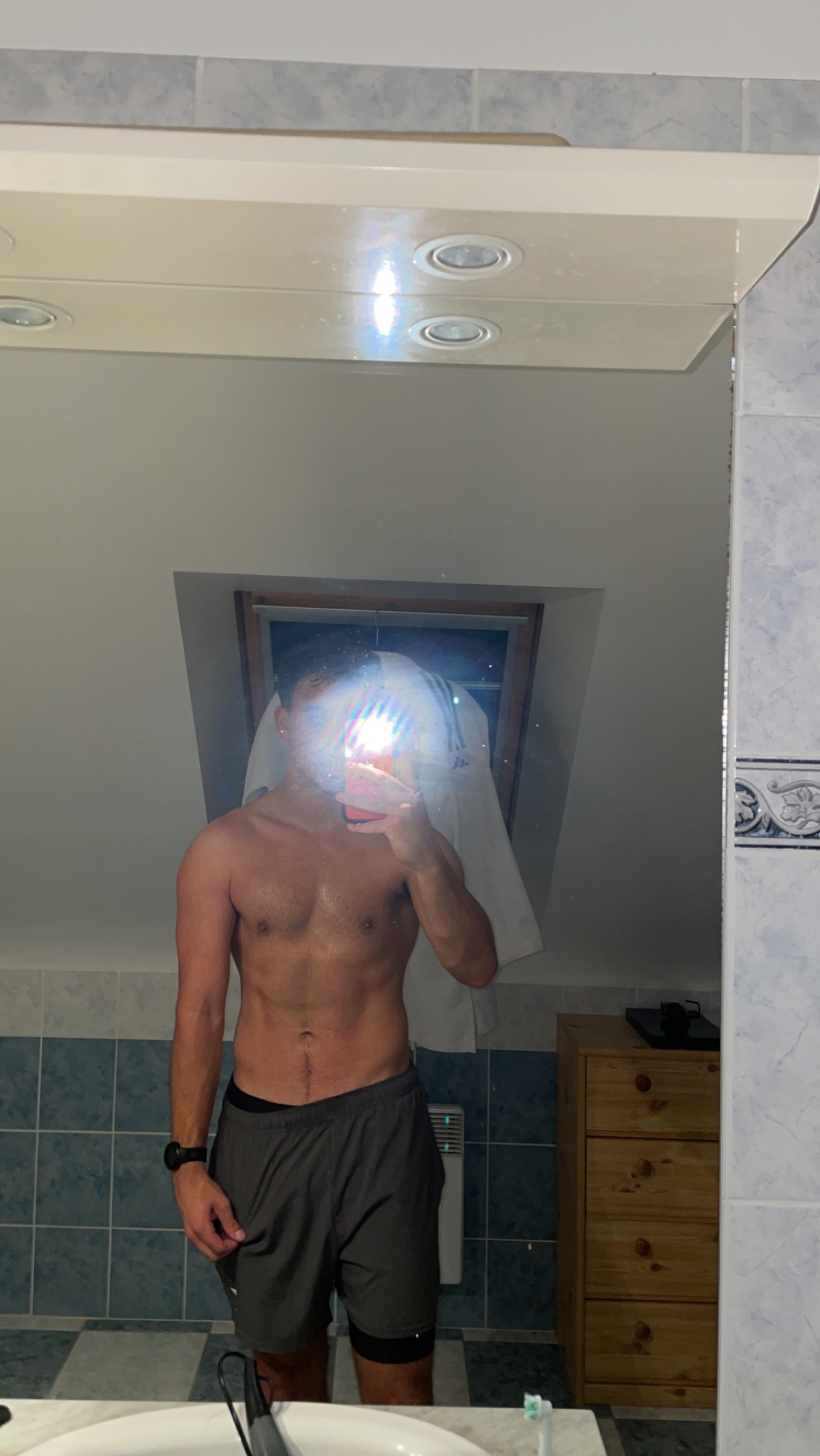 Nessim - Merchtem - Brabant flamand | Massage Nue