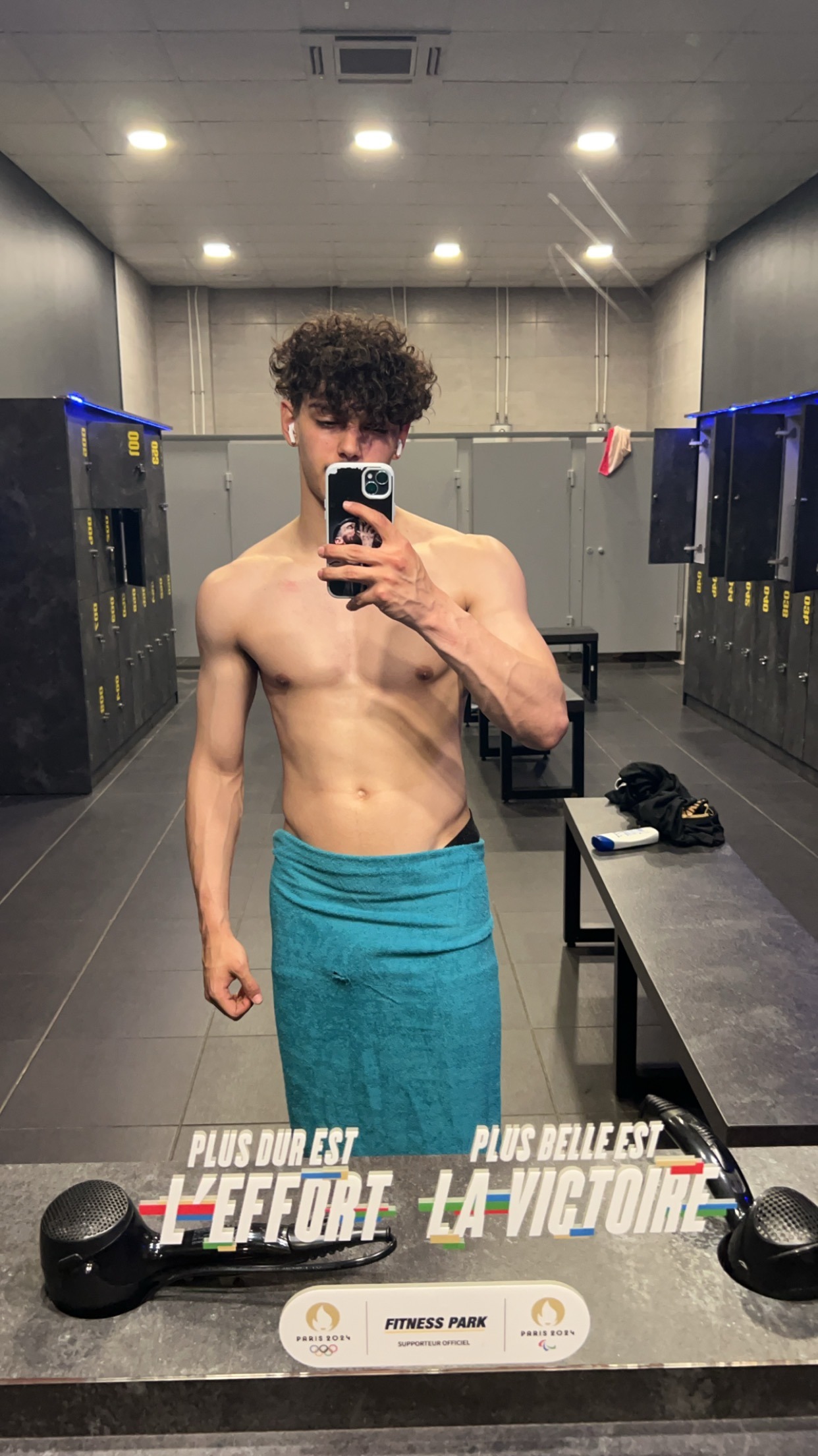 Gauvain - Awans - Liège | Massage Nue