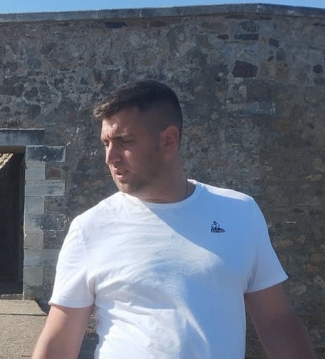 Zak - Ganshoren - Bruxelles-Capitale | Massage Nue