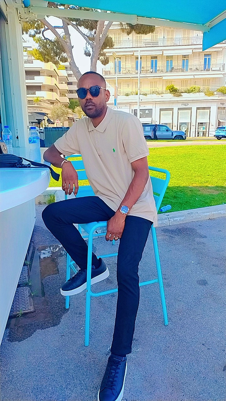 Fadi - Zedelgem - Flandre occidentale | Massage Nue