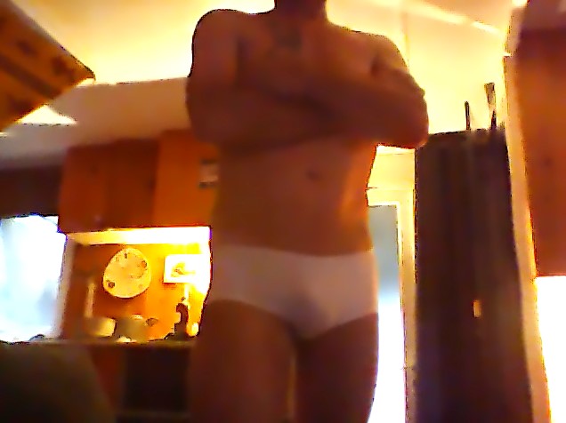 Yuri - Bekkevoort - Brabant flamand | Massage Nue